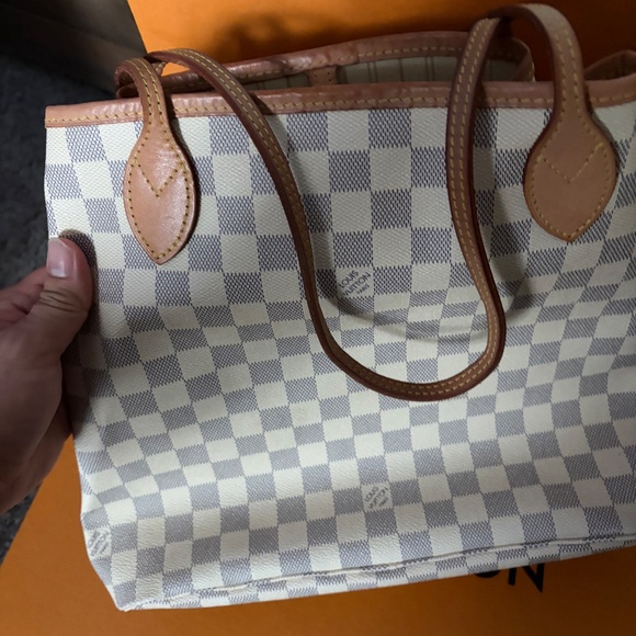 LV Neverfull purse and wallet - Picture 2 of 7